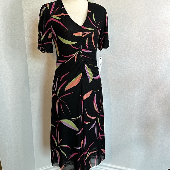 Maggy London V-Neck Reversible A-line Mesh Multi Occasion Dress Size Small NWT - Picture 5 of 16